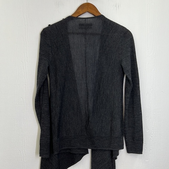 All Saints - 100 % Grey Merino Wool Button Shoulder Light Wrap Cardigan Small - Picture 12 of 12